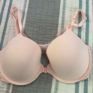 VS T-Shirt Lightly Lined Demi bra 34DD